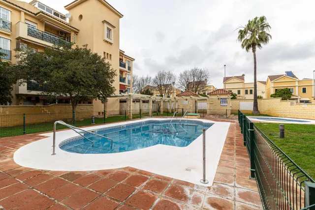 Una oportunidad muy interesante tanto para residencia habitu - foto 4