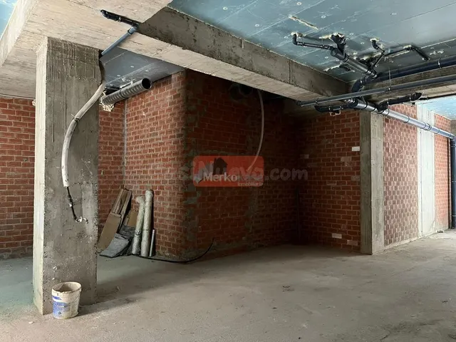 SE ALQUILA LOCAL COMERCIAL EN OBRA EN EDIFICIO DE NUEVA CONS - foto 2