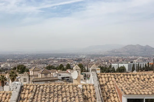 Casa única en Granada capital. — 37