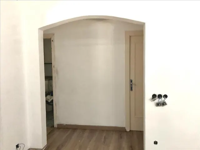FANTÁSTICO PISO OKUPADO en Calle Cadi 10 de Barcelona (Barcelona). — 8