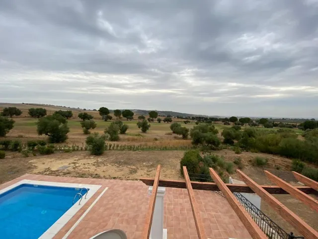 VILLA DE LUJO EN EL CAMPO DE GOLF — 35