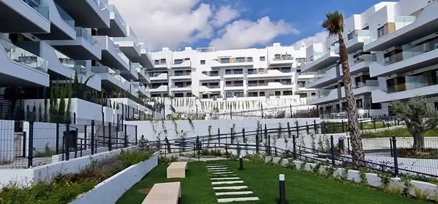 Moderno apartamento de 2023 con plaza de garaje en Villamartín, Orihuela Costa — 17