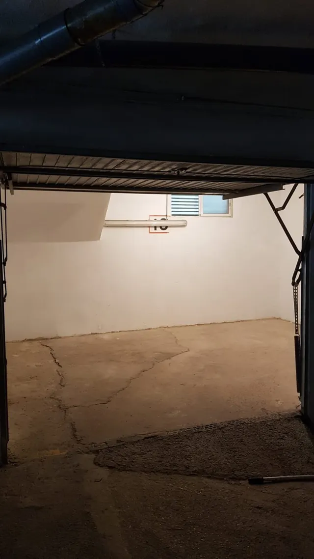VENTA DE GARAJE CERRADO — 4