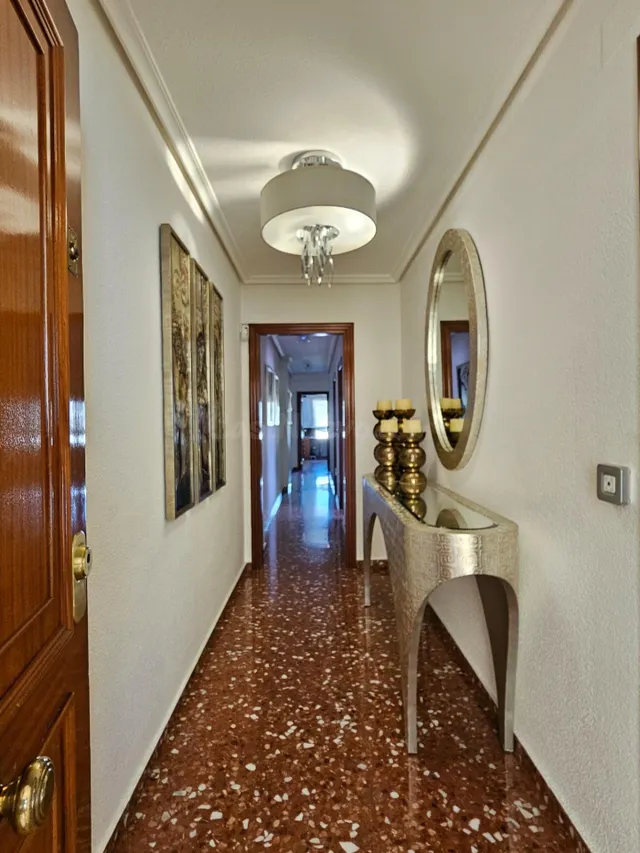 Piso de 3 dormitorios con terraza y garaje en San Vicente del Raspeig — 5