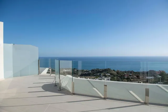 *** IMPRESIONANTE ATICO NUEVO LISTO PARA ENTRAR, EN LA PARCELA CON MEJORES VISTAS DE BENALMADENA !!! — 25