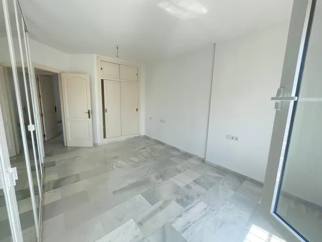 Adosado 3 habitaciones 213m² en venta - Centro — 38