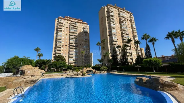UN BALCÓN AL MEDITERRÁNEO EN LA PLANTA 17 — 12