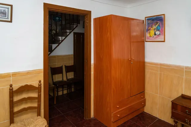 Casa tradicional de cuatro dormitorios en Íllora, Granada — 7