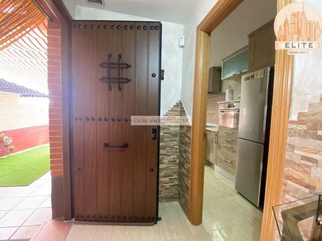 Chalet adosado con jardin ! — 26