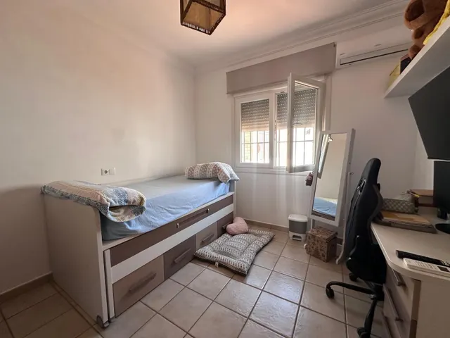 CASA EN LA PUEBLA DE CAZALLA — 31