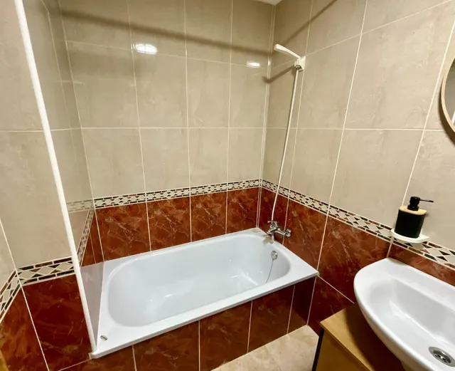 Gran apartamento en Torrevieja: 1 baño, 1 aseo — 12