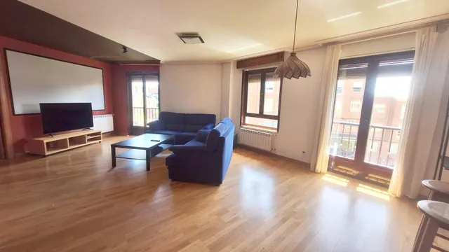✨ UN HOGAR ESPECIAL EN LA ZONA ALTA DE PONFERRADA ✨ — 7