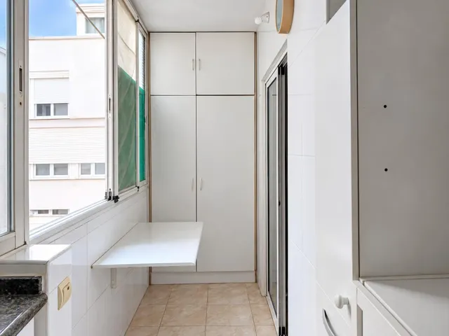 Quinta planta, parque enfrente y luz de mañana. lo difícil ya viene de serie.!! — 20