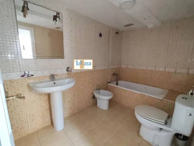 Casa con Patio en aguas Vivas — 8