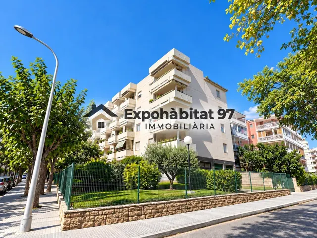¡APARTAMENTO DE 3 habitaciones CON 2 BAÑOS ESQUINERO DE 100 M2! — 33