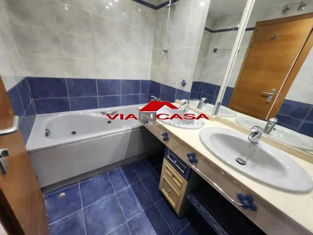 Alquiler de piso en Chamberi en Terraza, 3 habitaciones, — 36