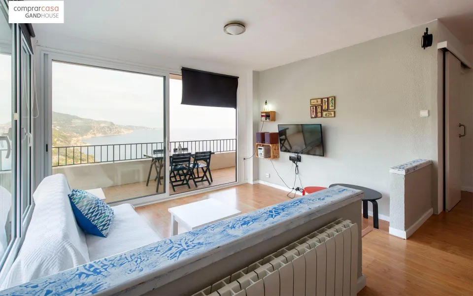 Apartamento con LICENCIA TURÍSTICA y espectaculares vistas en Cala Salions-Tossa de Mar