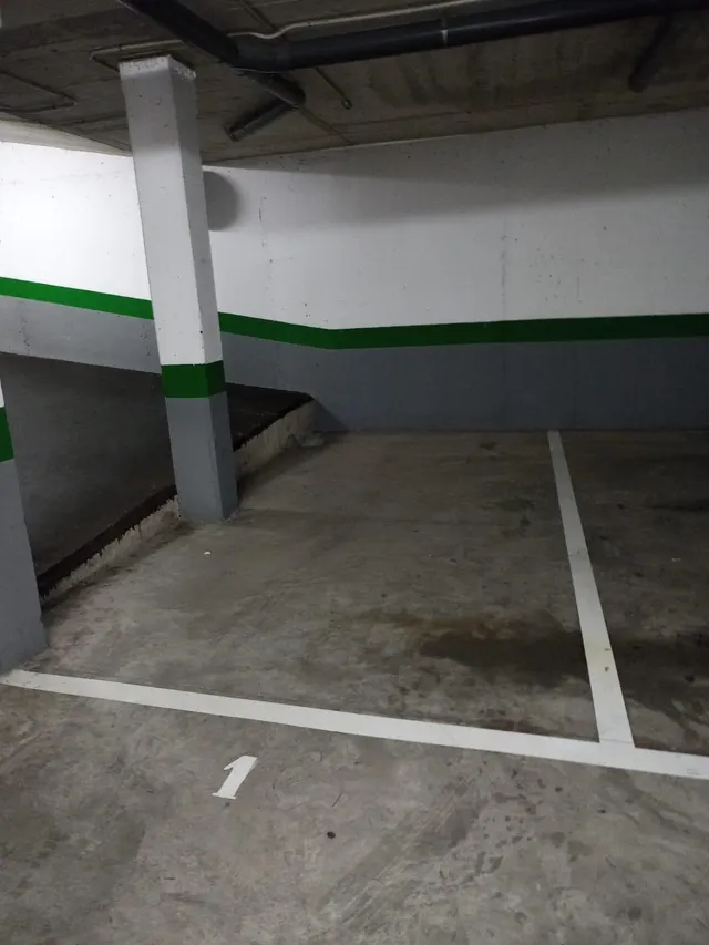 PLAZA DE PARKING EN C/EMPURIES SABADELL — 5