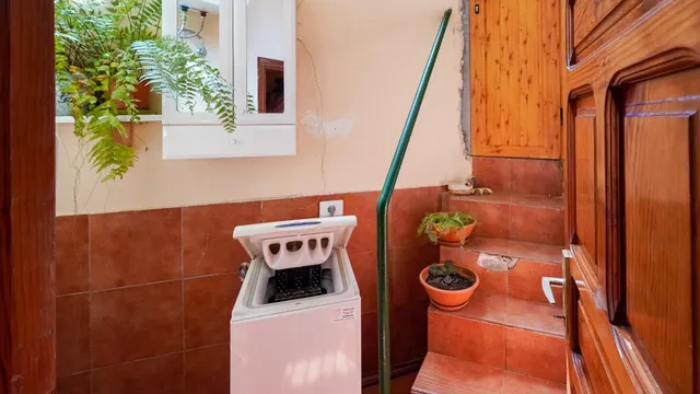 CASA REFORMADA CON AMPLIO TERRENO EN LA SOLANA, SAN MATEO — 30