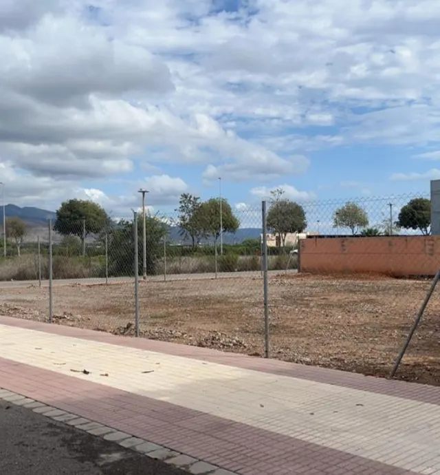 SUELO URBANO EN VENTA EN LA ZONA DE PAU LLEDÓ — 8