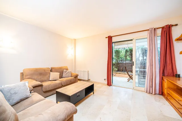 Planta baja de 3 habitaciones, con terrazas, parking y trastero en Ciudad Jardín — 7