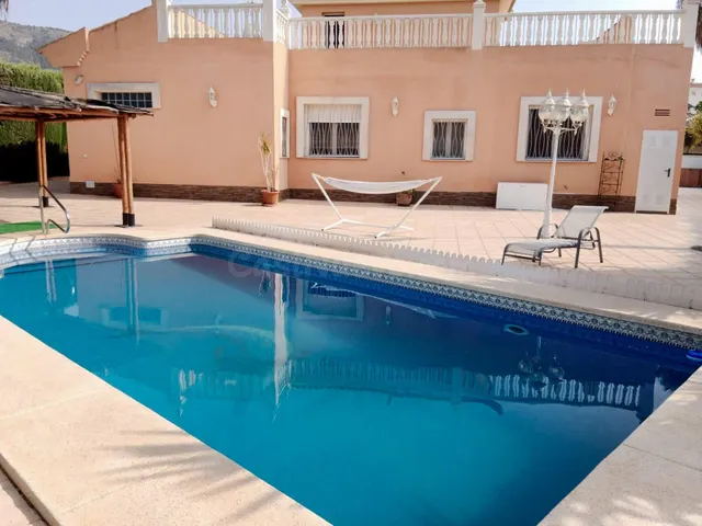 *Impresionante Villa de 4 dormitorios, parcela de 1.150m2, p - foto 2