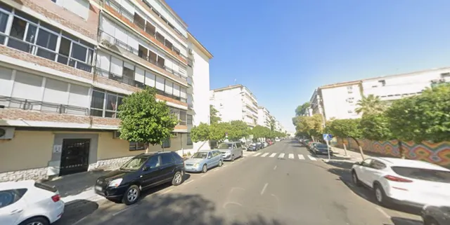 Venta piso en Sevilla (zona Alcosa) — 2