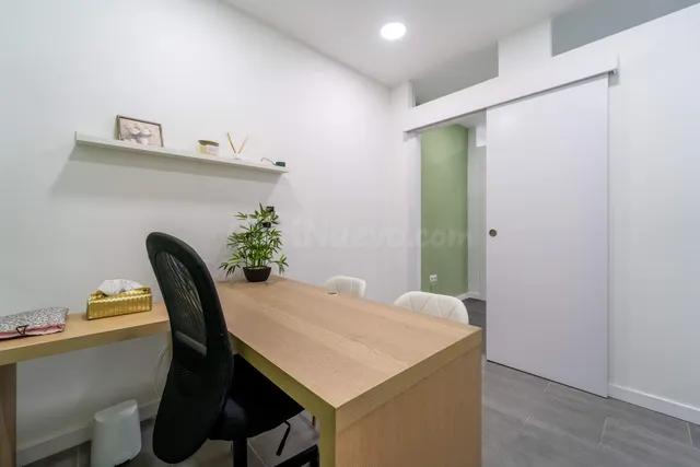 Local comercial 47m² en venta - La Aurora - Avda Andalucia - foto 3