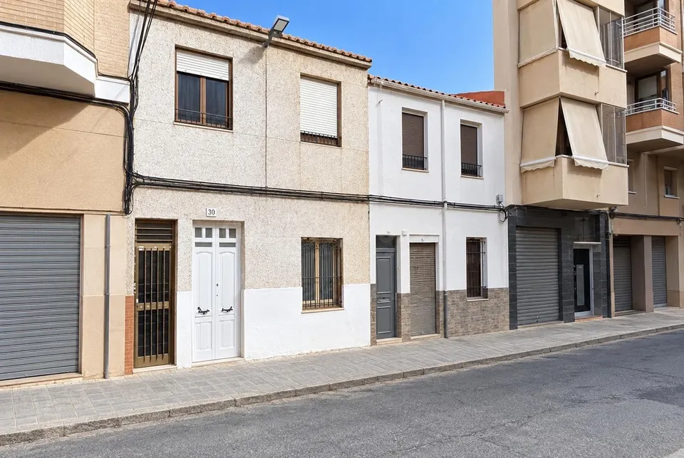 Planta baja en Elche – El Toscar | Ideal para inversión o reforma completa