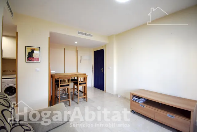 Playa a escasos 100 metros en este luminoso apartamento con terraza y piscina — 8