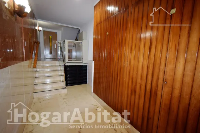 ¡ZONA CEDRE! ALTO, LUMINOSO Y SEMIREFORMADO CON TERRAZA — 45