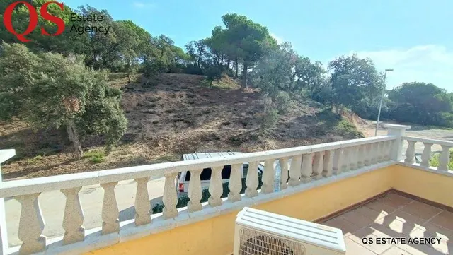 Casa con jardín en Los Pinares, Lloret de Mar - foto 4