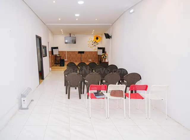 Local con posibilidad de convertir a vivienda en el corazón  - foto 5