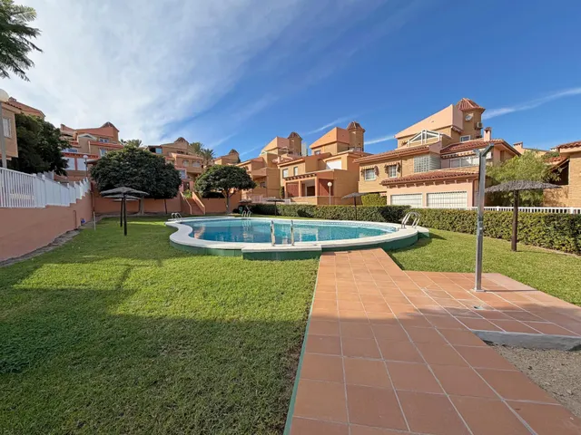 Chalet en cabo de las huertas | 480m2 | piscina | 3 plazas de garaje — 12