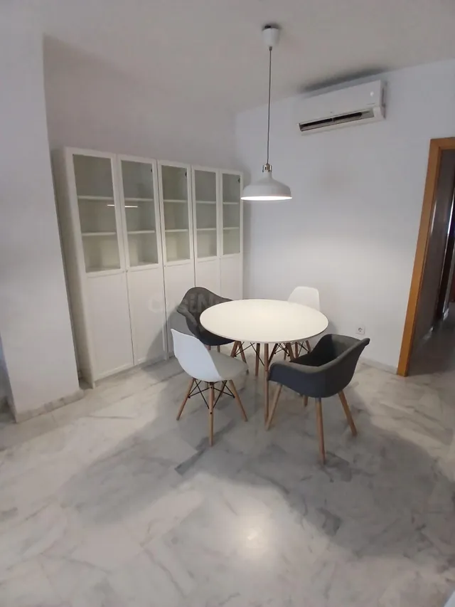 Piso en Alquiler en Nervión - foto 5
