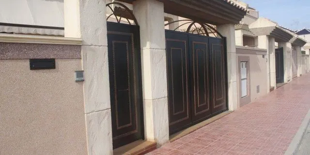 VIVIENDA TIPO DUPLEX EN LOS ALTOS DE TORREVIEJA — 4