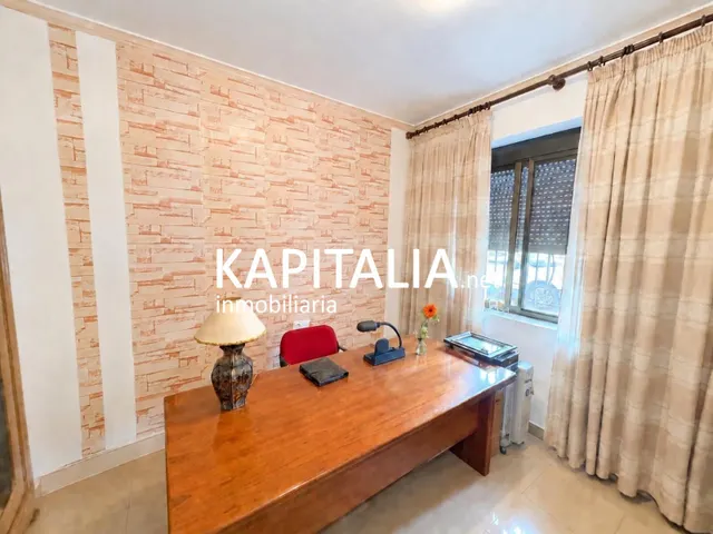 ESTUPENDA CASA ADOSADA CON GARAJE PRIVADO A LA VENTA EN ENGUERA — 6