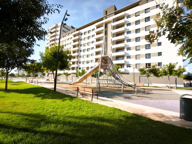¡A Estrenar! Local comercial diáfano de 102 m2 en parque Mol