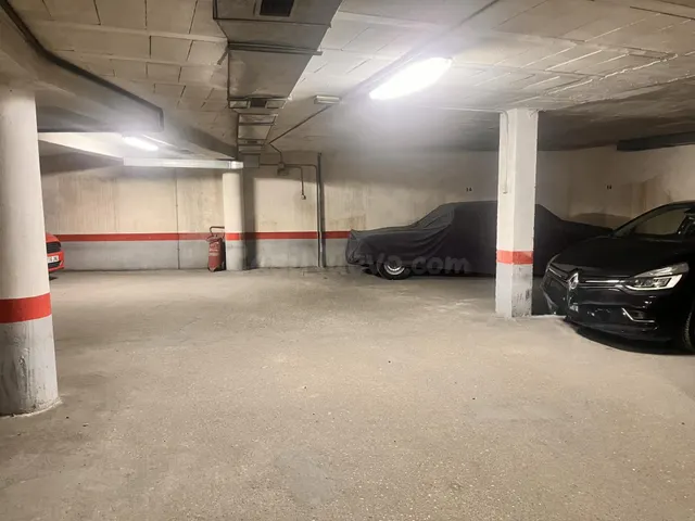 GARAJE PARA COCHE PEQUEÑO EN SANTA MARINA - foto 3