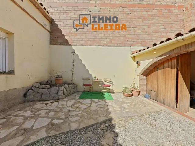 Casa de estilo rústico con patio y mucho encanto en Calaf — 28