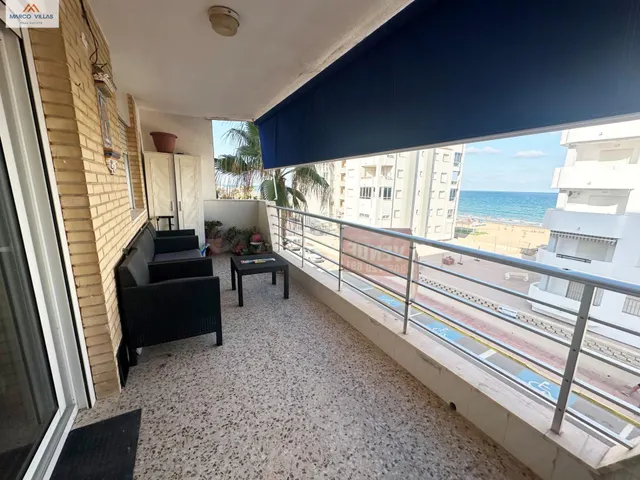 Vivienda con vistas al mar- 260MV
