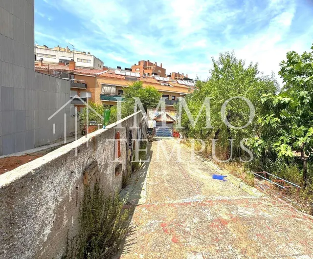 Solar edificable de 871m2 en Torresana OLAR EDIFICABLE DE 871 m2 EN TORRESANA — 17