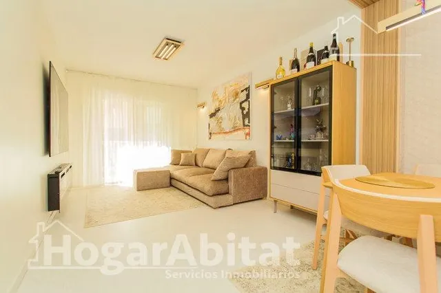 ¡CERCA DE LA PLAYA! PRECIOSO, REFORMADO CON PISCINA, TERRAZA Y GARAJE — 9