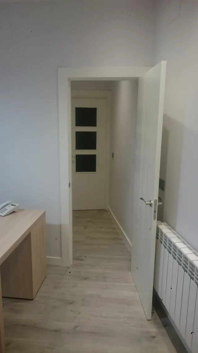 Urbis te ofrece un despacho en alquiler en zona Centro, Salamanca. — 5