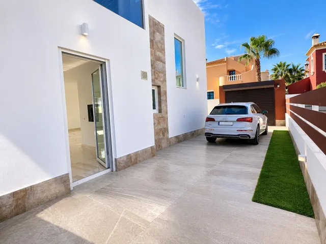 Espectacular Villa en primera linea  del campo de golf La Marquesa - Ciudad Quesada — 9
