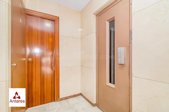 Atico muy amplio con gran terraza en Arabial — 42