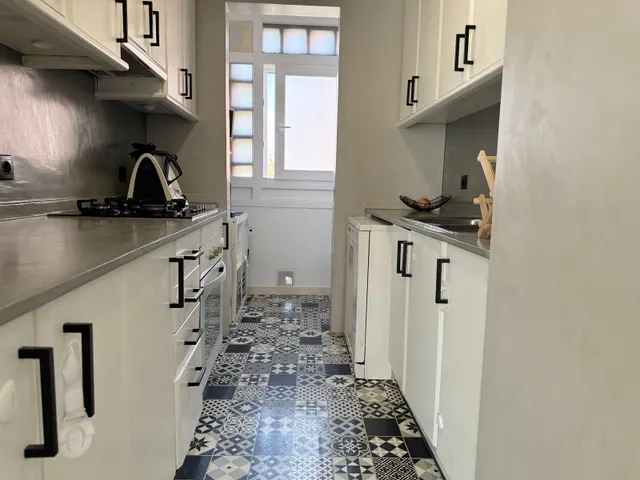 Encantador Piso con trastero, en La Marina del Port, Barcelona - ¡Una Oportunidad Única por 309.000€! — 15