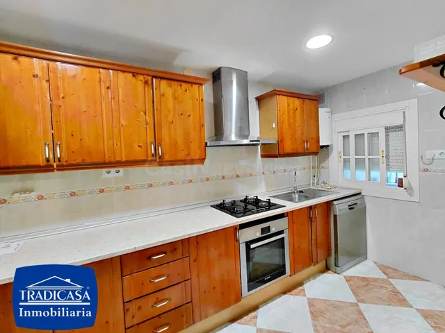 ¡CASA REFORMADA CON AZOTEA PRIVADA EN TORRESOTO! ZONA SUR DE - foto 4
