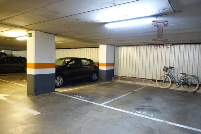 Estupenda plaza de garaje en calle Guadalquivir — 8