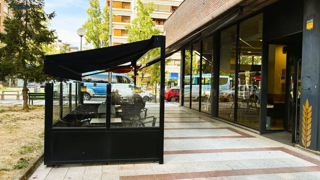 SOLOBAR TRASPASA RENTABLE CAFETERÍA EN SAN JUAN - foto 5